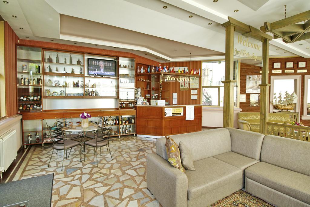 Irmeni Hotel Tbilisi Exterior photo
