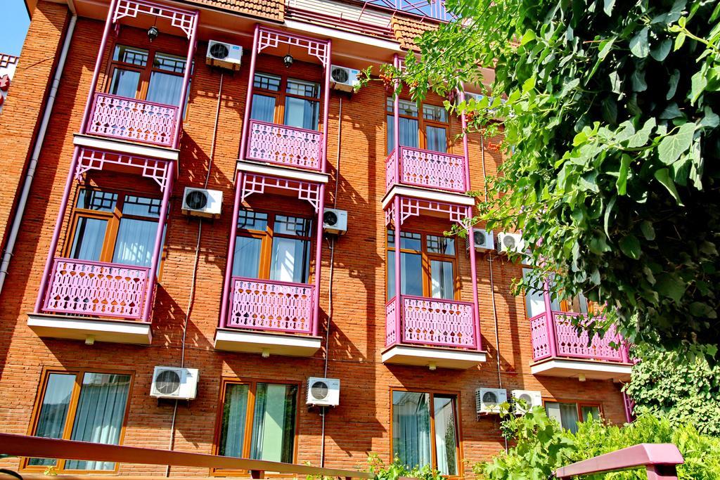 Irmeni Hotel Tbilisi Exterior photo