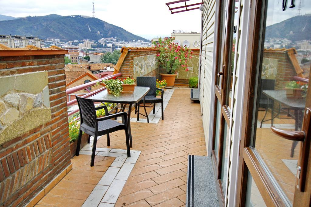 Irmeni Hotel Tbilisi Exterior photo